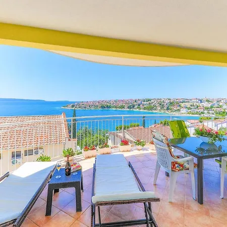 Gorgeous In Okrug Gornji With House Sea View * Traù