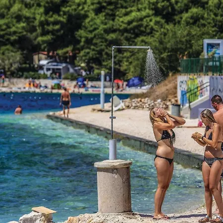 Gorgeous In Okrug Gornji With House Sea View Appartamento Traù