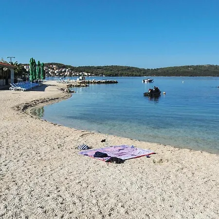 Appartement Gorgeous In Okrug Gornji With House Sea View *